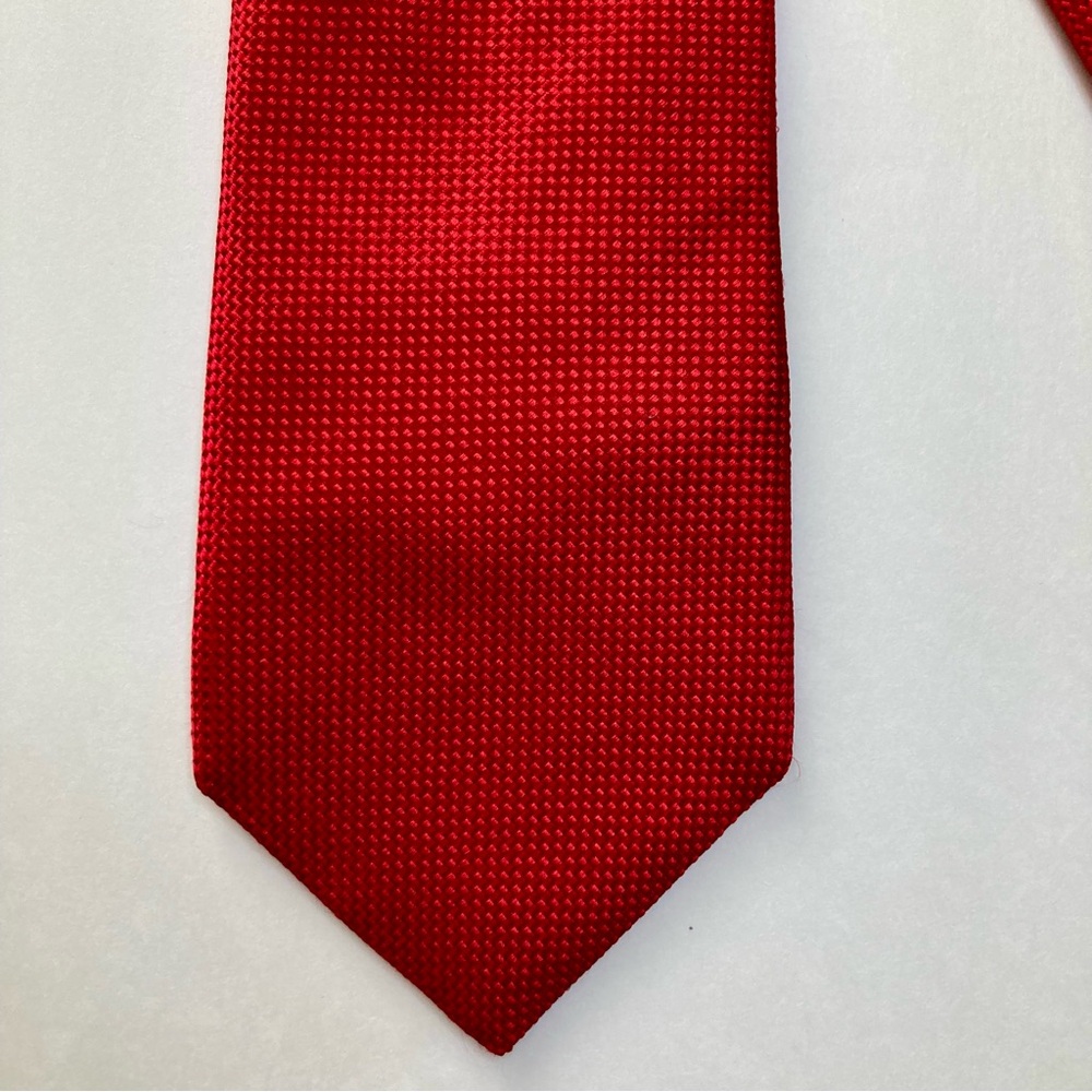 Daniel Cremieux Red 100% Silk Classic Handmade Tie, 3.5” - Picture 2 of 8